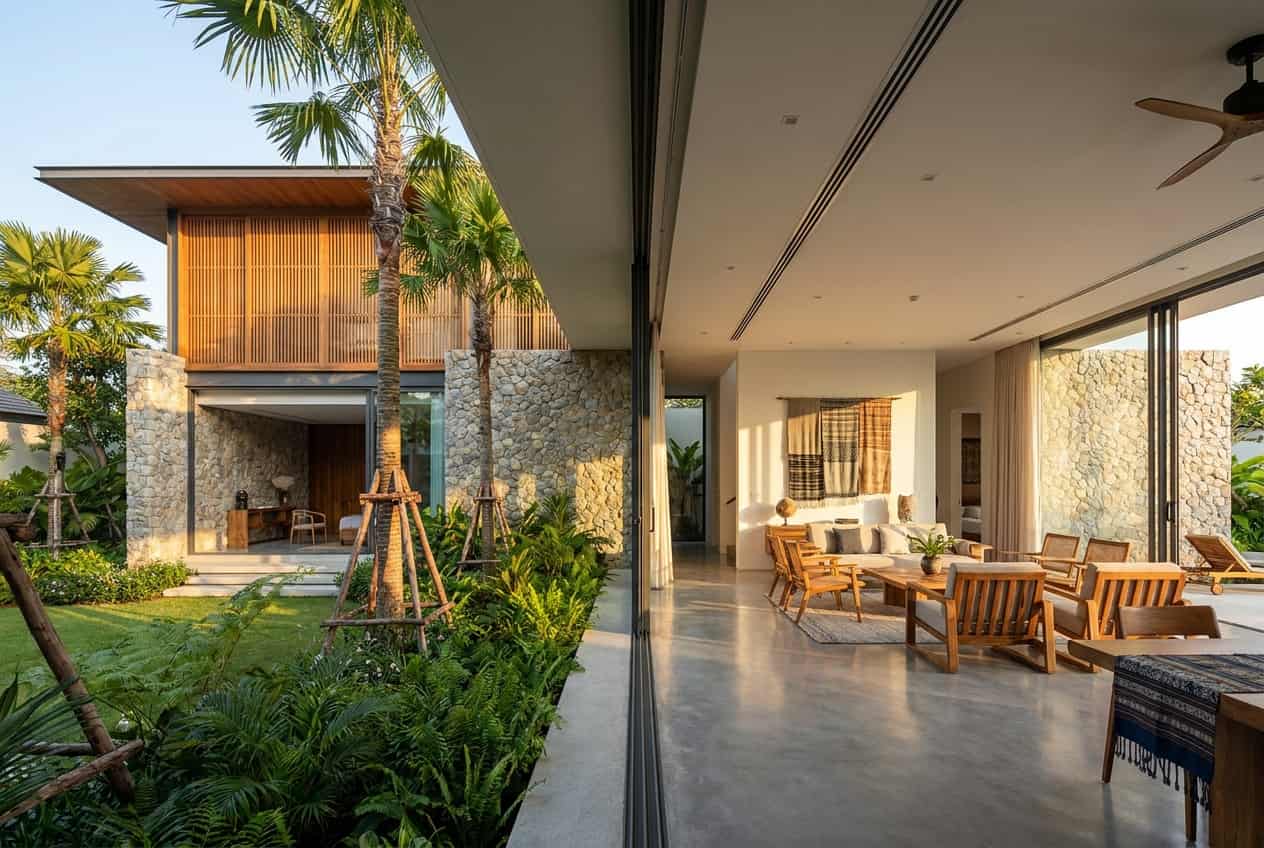 When to Hire an Interior Designer vs Architect in Thailand